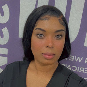 Meet your Posher, Dina